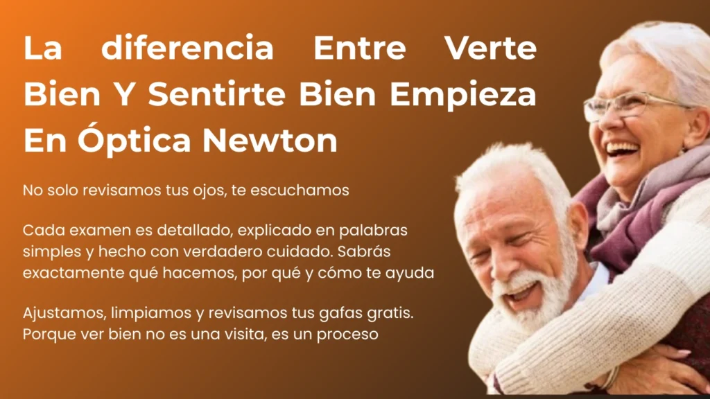 Pareja de adultos mayores felices usando gafas mientras se abrazan, junto a mensaje de Óptica Newton sobre exámenes visuales en Bogotá.